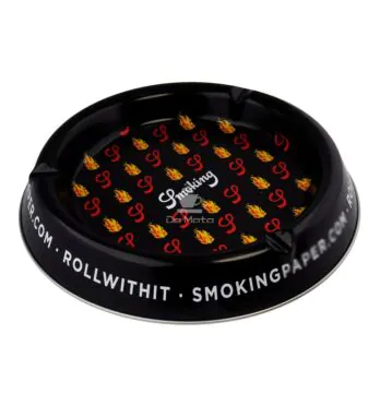 Cinzeiro de Metal Smoking Black Flames de lado tabacaria da mata