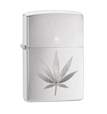 Isqueiro Zippo Leaf Engrave